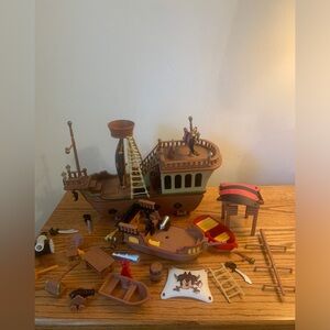 Disney Parks World Pirates of the Caribbean Mickey Playset Toy SET Incomplete